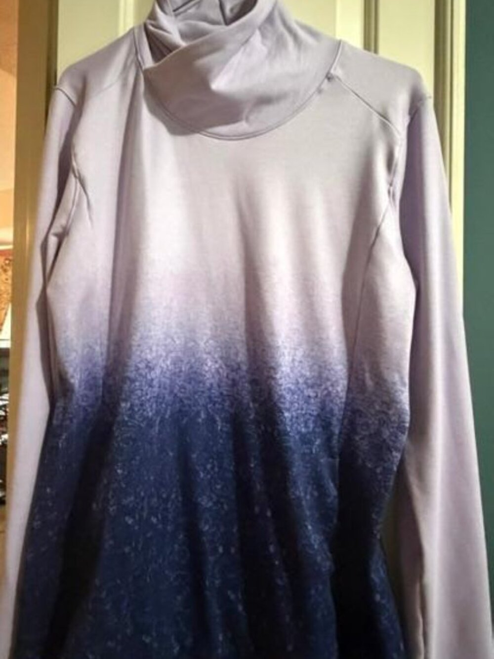 Two Tone Purple Pull Over L